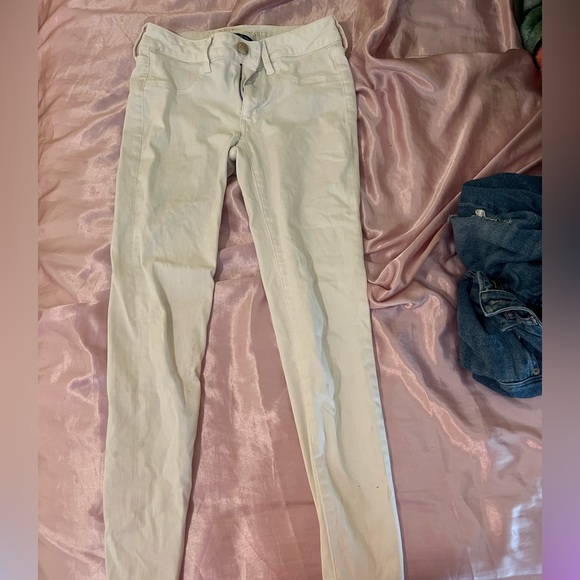 Stretchy - Picture 2 of 3